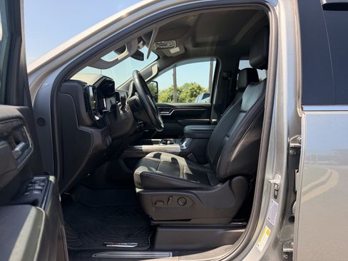Used 2025 Chevrolet Silverado 2500 LTZ w/ LTZ Plus Package AWD/4WD image 14