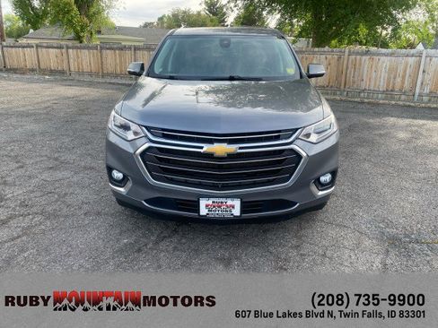 Used 2020 Chevrolet Traverse Premier AWD/4WD image 2
