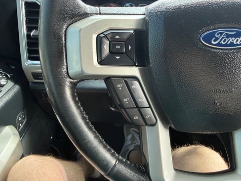 Used 2018 Ford F250 Lariat w/ Lariat Value Package AWD/4WD image 30
