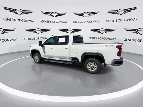 Used 2025 Chevrolet Silverado 2500 LT w/ Convenience Package AWD/4WD image 6