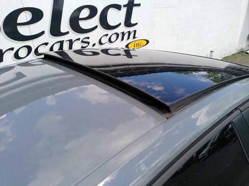 Used 2021 Volkswagen Jetta GLI Autobahn FWD image 5