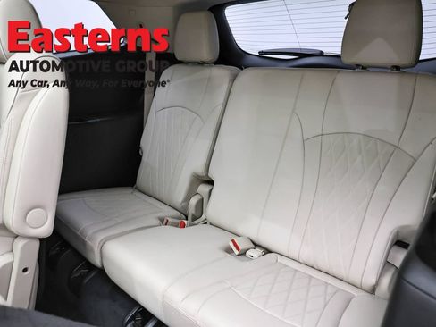 Used 2022 Buick Enclave Avenir w/ Avenir Technology Package AWD/4WD image 25