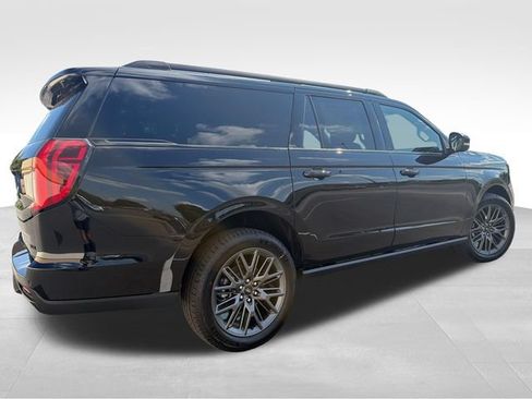 New 2027 Ford Expedition Max Platinum w/ Stealth Appearance Package AWD/4WD image 9