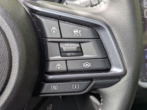 Used 2025 Subaru Forester Limited AWD/4WD image 18