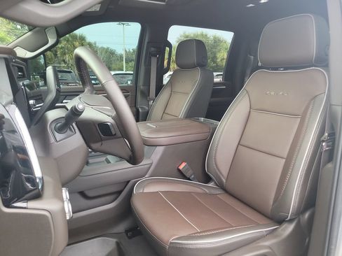 Used 2026 GMC Sierra 2500 Denali w/ Denali Reserve Package AWD/4WD image 21