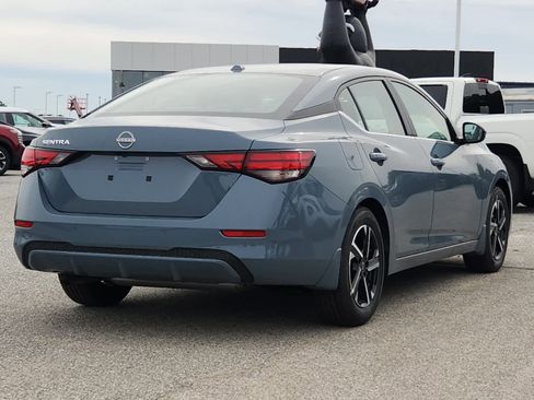 New 2025 Nissan Sentra SV image 3