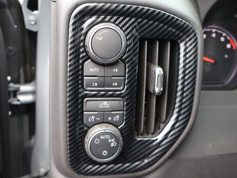 Used 2024 Chevrolet Silverado 1500 Custom Trail Boss w/ LPO, Dark Essentials Package image 21