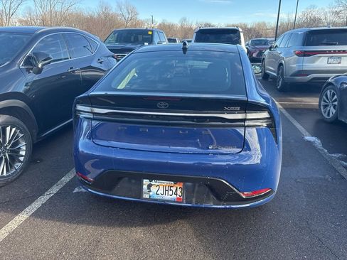 Used 2024 Toyota Prius Prime Premium w/ Advanced Technology Package image 11