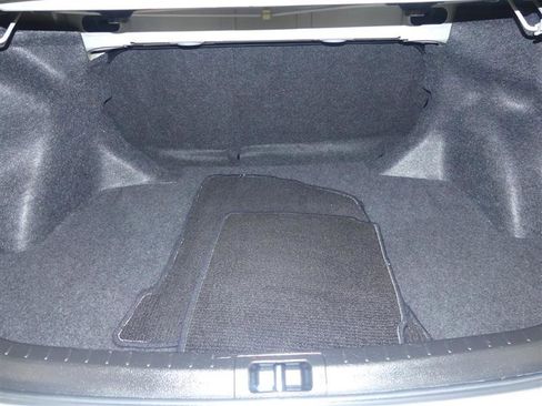 Used 2018 Toyota Corolla SE image 26