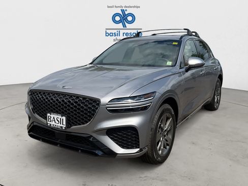 Used 2025 Genesis GV70 3.5T Sport AWD/4WD image 2