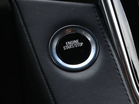 Used 2017 Cadillac Escalade Platinum RWD image 15