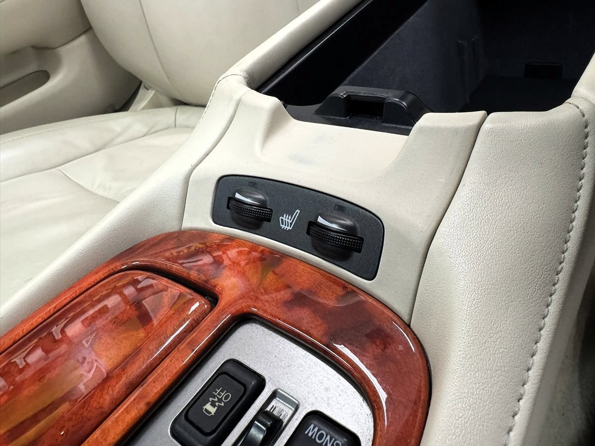 Used 2007 Lexus SC 430 Convertible w/ Preferred Accessory Pkg RWD image 39