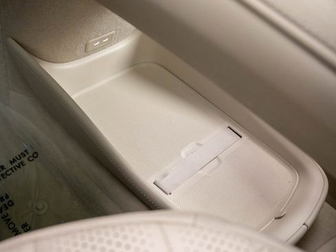 Used 2023 Mercedes-Benz EQS 580 4MATIC SUV image 39