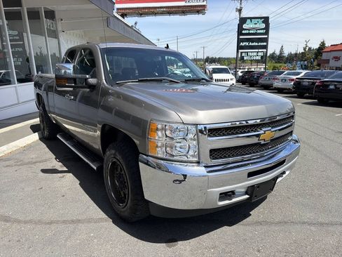 Used 2013 Chevrolet Silverado 1500 LT w/ All-Star Edition AWD/4WD image 9