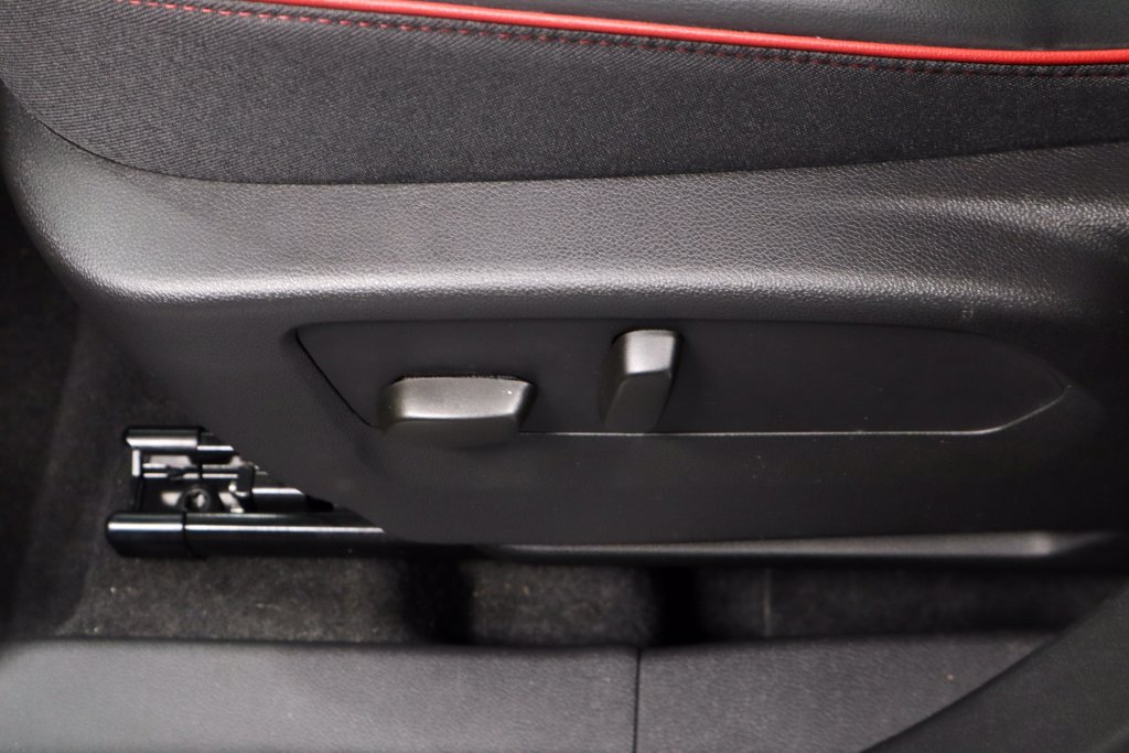 Used 2023 Buick Envision Essence w/ Sport Touring Package AWD/4WD image 25