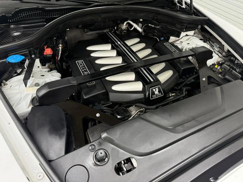 Used 2020 Rolls-Royce Cullinan image 57