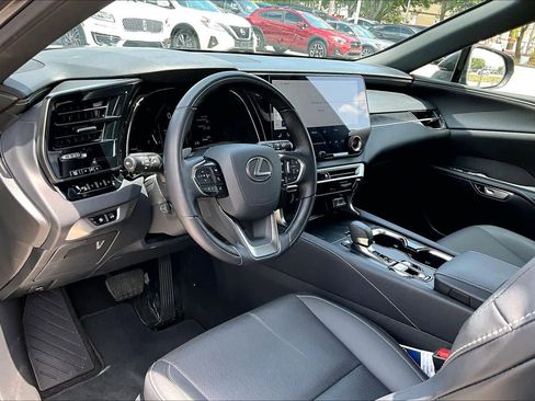 Used 2026 Lexus RX 350 Premium w/ Accessory Package (Z1) FWD image 18