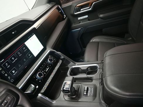 Used 2023 GMC Sierra 1500 Denali w/ Denali Reserve Package image 20