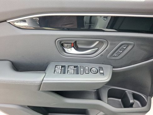 Certified 2025 Honda Pilot EX-L image 14