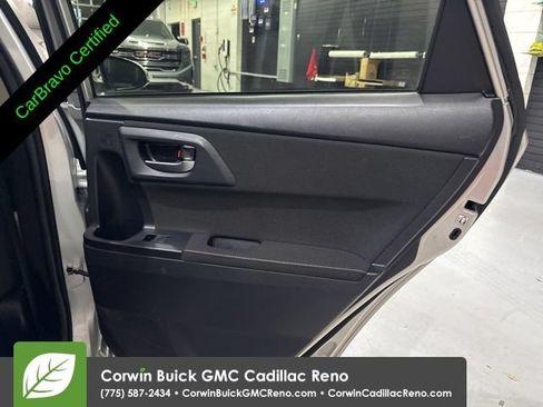 Used 2018 Toyota Corolla iM w/ Carpet Mat Package (TMS) FWD image 30