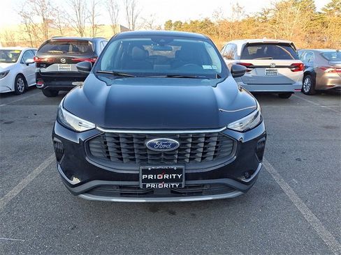 Used 2023 Ford Escape Active image 2