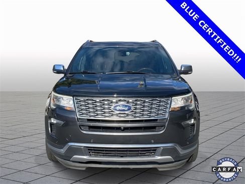 Certified 2019 Ford Explorer Platinum image 3
