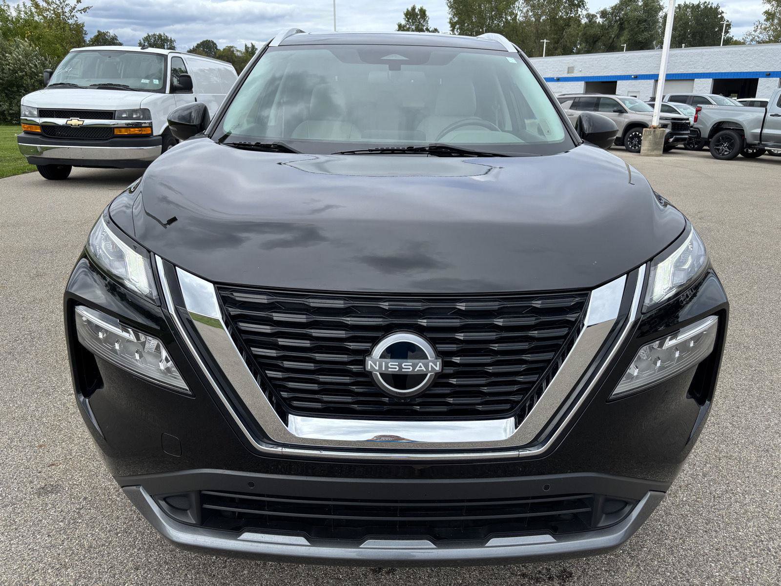Used 2023 Nissan Rogue SL w/ SL Premium Package AWD/4WD image 6