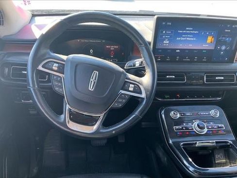 Used 2022 Lincoln Nautilus Reserve image 4