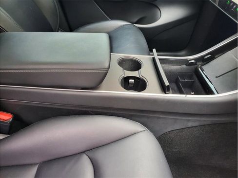 Used 2020 Tesla Model Y Performance AWD/4WD image 32