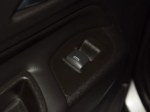 Used 2022 Chevrolet Equinox LT FWD image 42