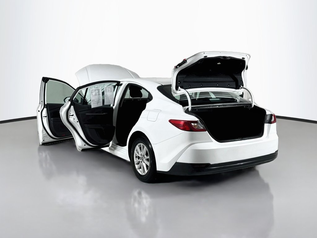 Used 2025 Toyota Camry LE FWD image 21