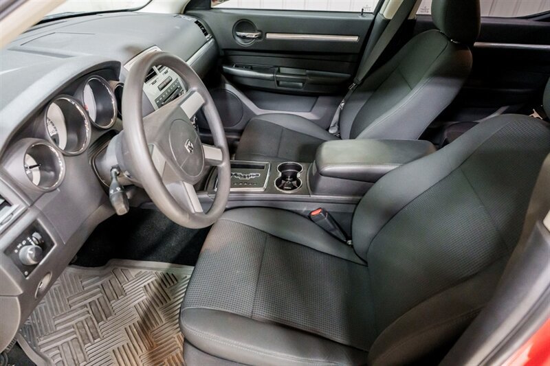Used 2008 Dodge Charger SE RWD image 9
