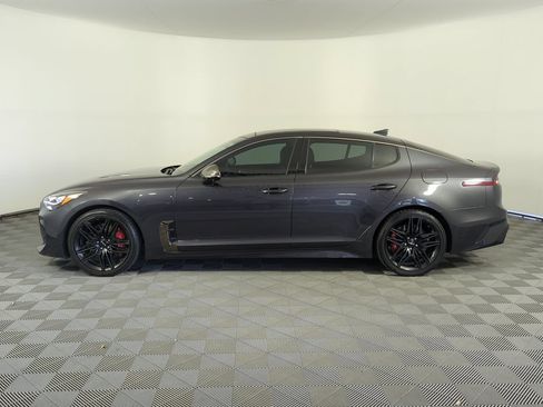 Used 2023 Kia Stinger GT2 RWD image 4