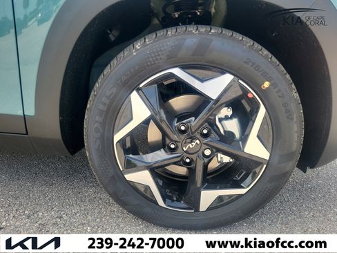 New 2026 Kia Seltos S FWD image 7