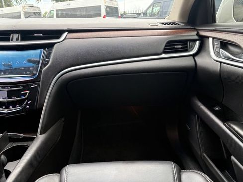 Used 2019 Cadillac XTS Luxury FWD image 7