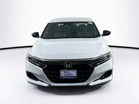 Used 2022 Honda Accord Sport image 2