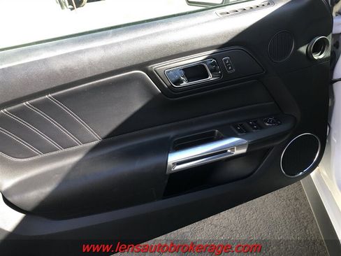 Used 2016 Ford Mustang Premium RWD image 11