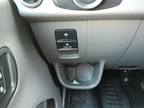 Used 2023 Ford Transit 250 Medium Roof AWD image 27