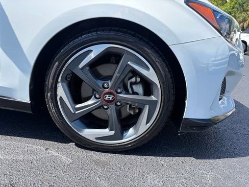 Used 2020 Hyundai Veloster Turbo Ultimate FWD image 8
