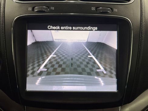 Used 2017 Dodge Journey Crossroad w/ Popular Equipment Group image 26