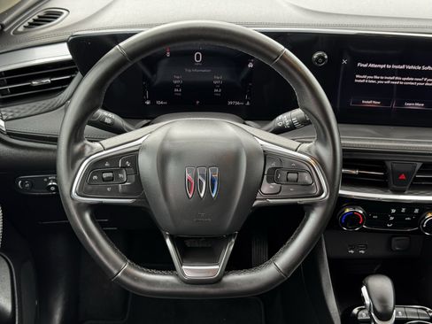 Used 2024 Buick Encore GX Sport Touring image 15