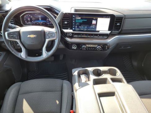 Used 2024 Chevrolet Silverado 1500 LT AWD/4WD image 26