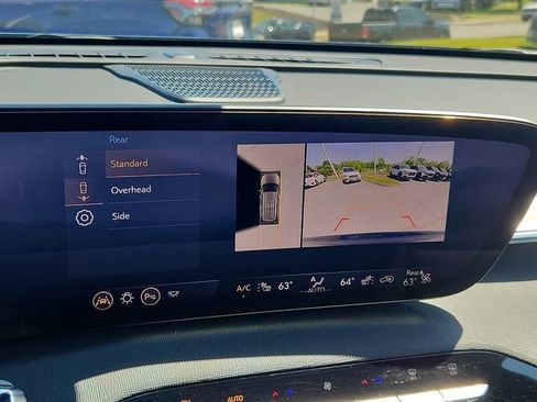 Certified 2025 Buick Enclave Preferred w/ Power Package FWD image 18