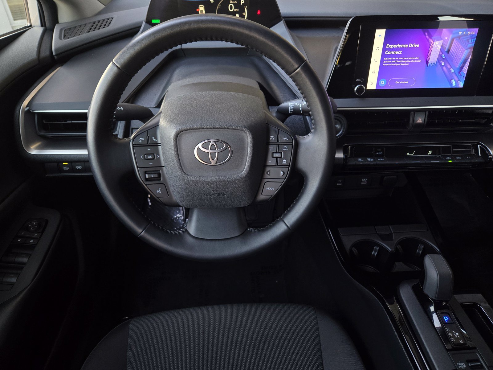 Certified 2025 Toyota Prius LE FWD image 12