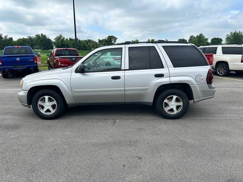 Used 2006 Chevrolet TrailBlazer LS w/ LS Preferred Equipment Group AWD/4WD image 6
