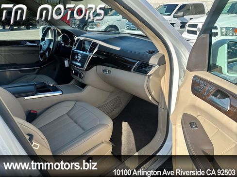 Used 2014 Mercedes-Benz GL 450 4MATIC image 11