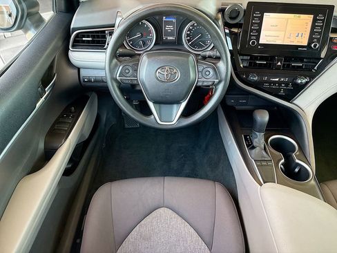 Used 2023 Toyota Camry LE FWD image 10