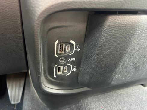 Used 2021 RAM 2500 Big Horn AWD/4WD image 12