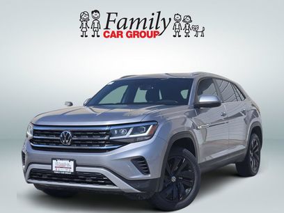 Used 2023 Volkswagen Atlas Cross Sport SE w/ Black Wheel Package