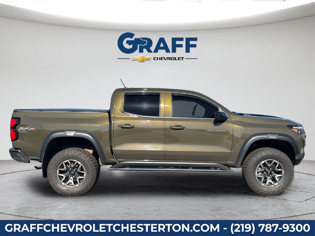 Used 2025 Chevrolet Colorado ZR2 AWD/4WD image 9
